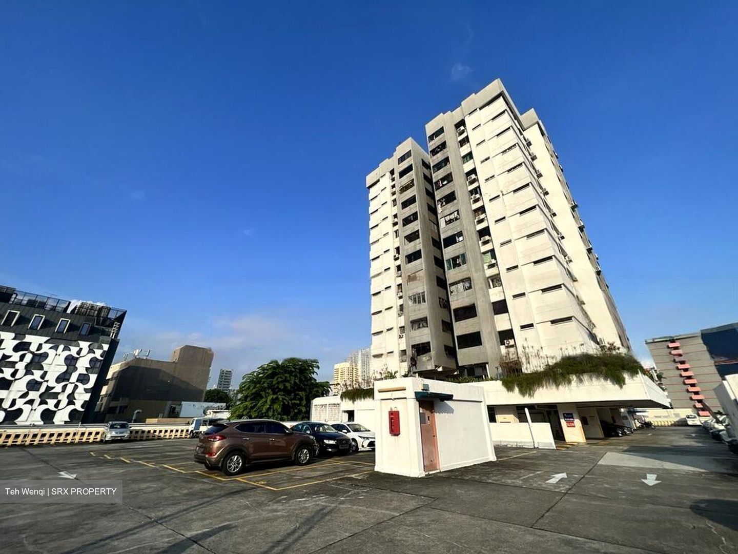 Jalan Besar Plaza (D8), Retail #454419621